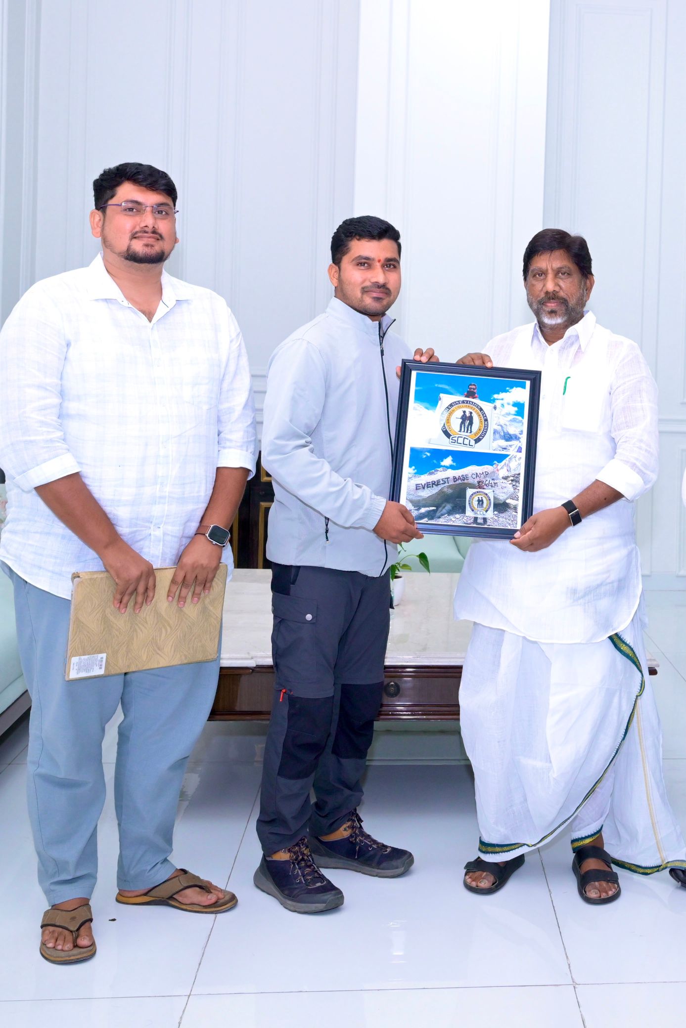 Telangana DY CM Bhatti Felicitates Mountaineer Moti Kumar for Reaching ...